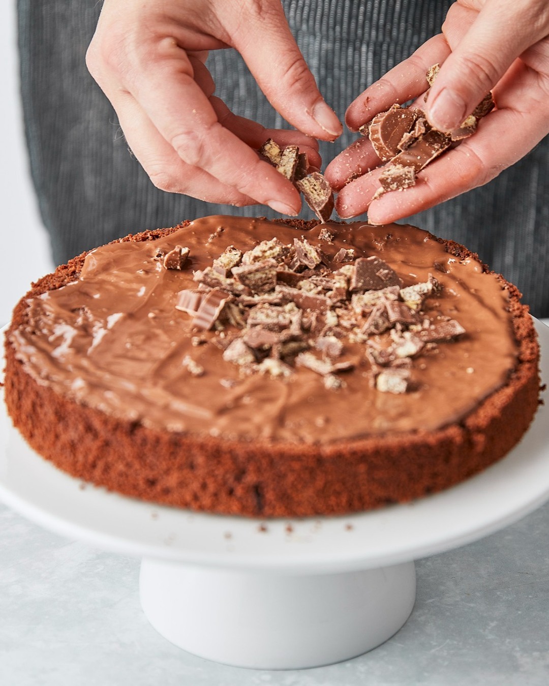 Easy Duplo Chocolate Cake with Mascarpone Cream