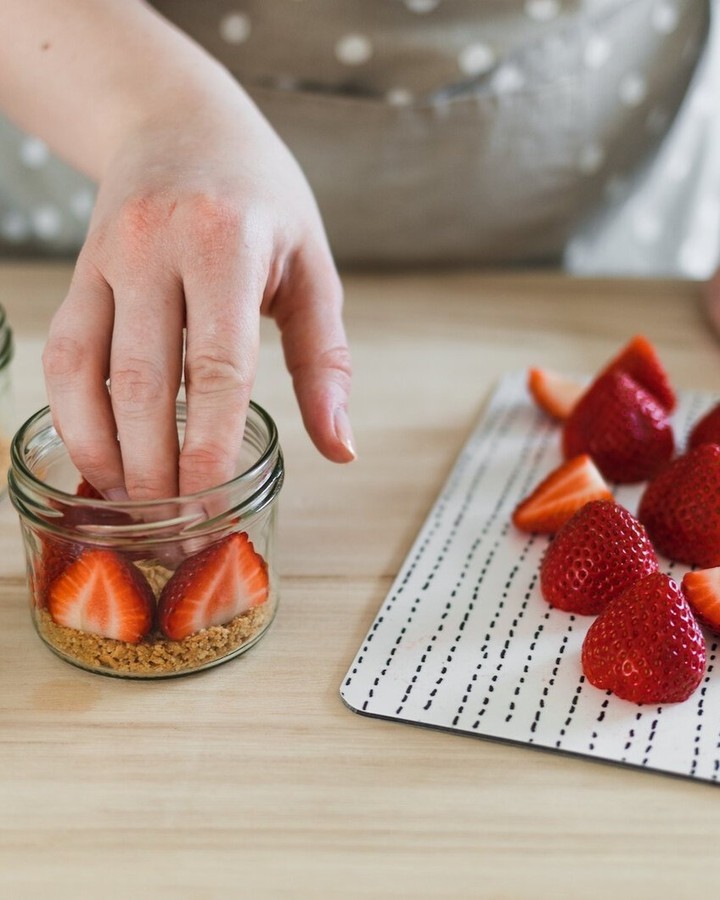 Strawberry Butter Biscuit Cream Dessert