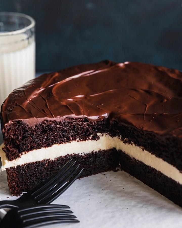 Moist Chocolate Cake with Mascarpone Cream Filling