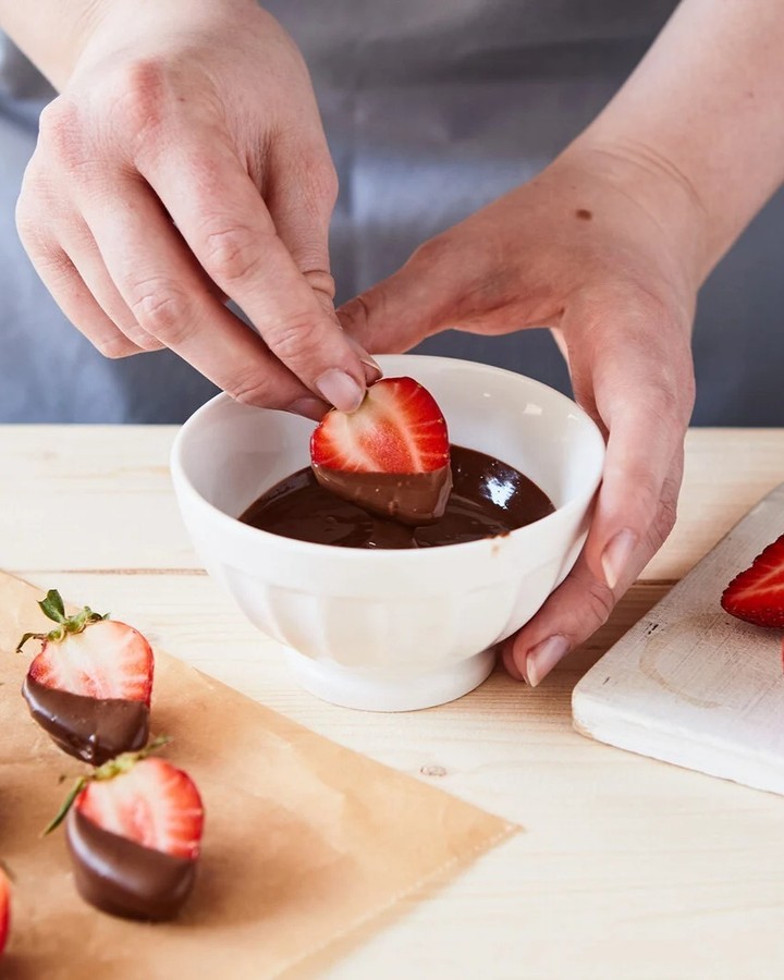 German Strawberry Quark Sheet Pan Cake