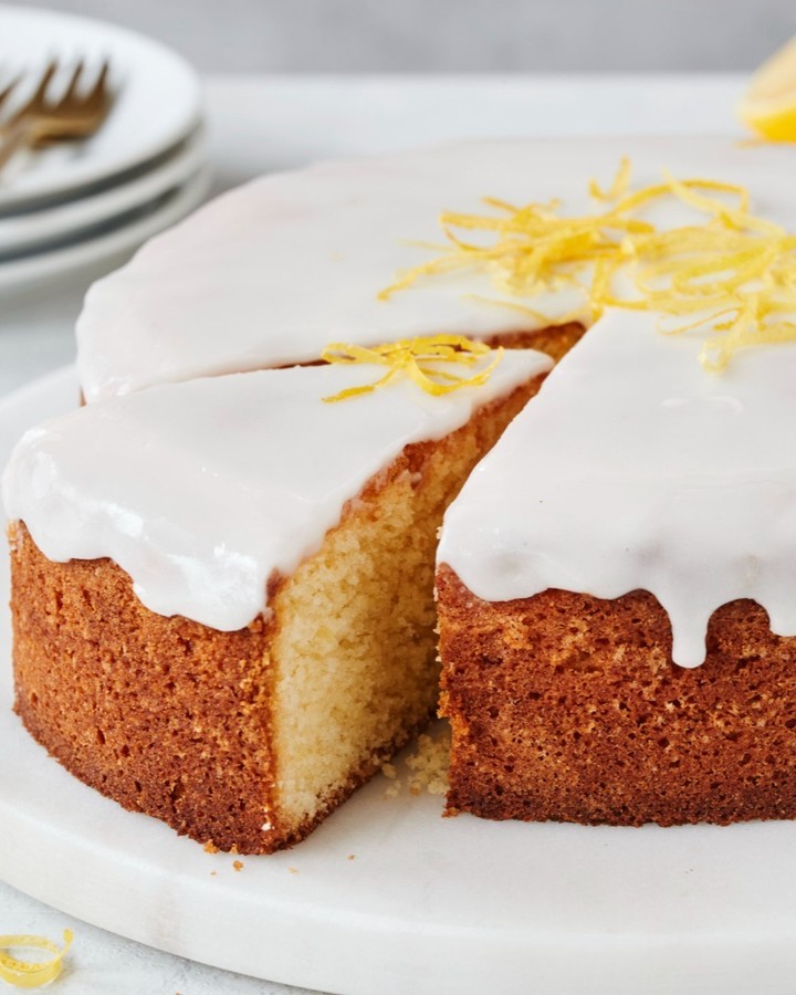 Easy Moist Sicilian Lemon Cake with Limoncello