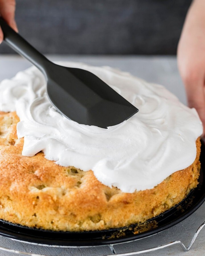 Seasonal Rhubarb Cake with Crispy Meringue
