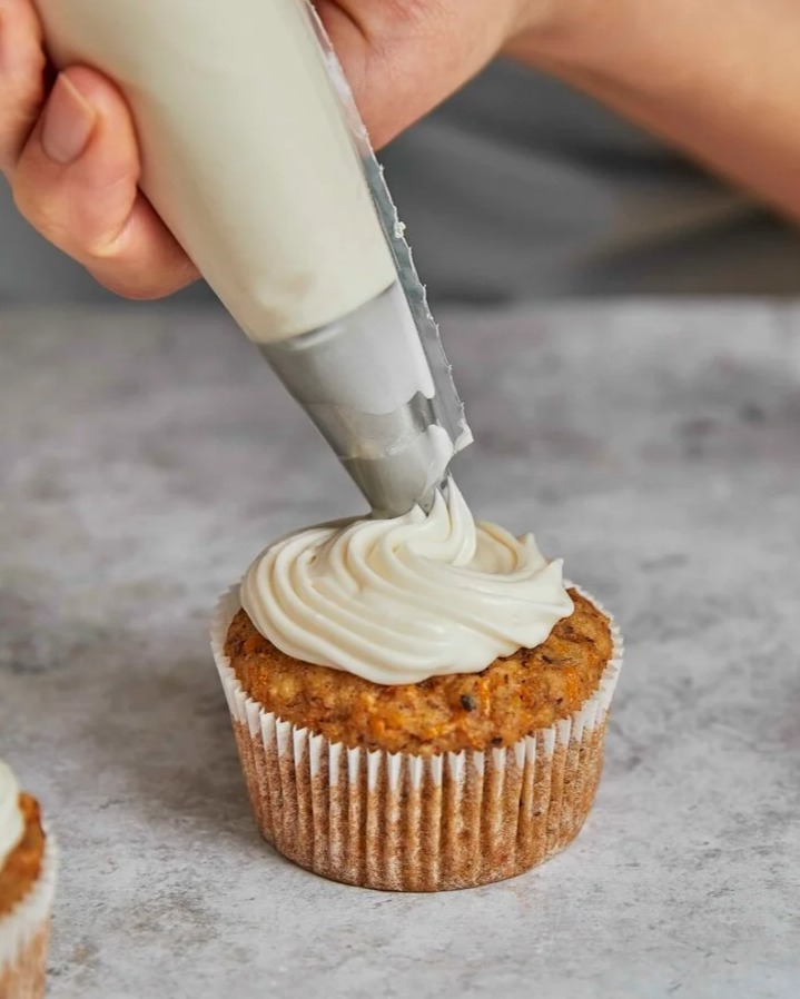 Vegan Carrot Muffins with Creamy Frosting