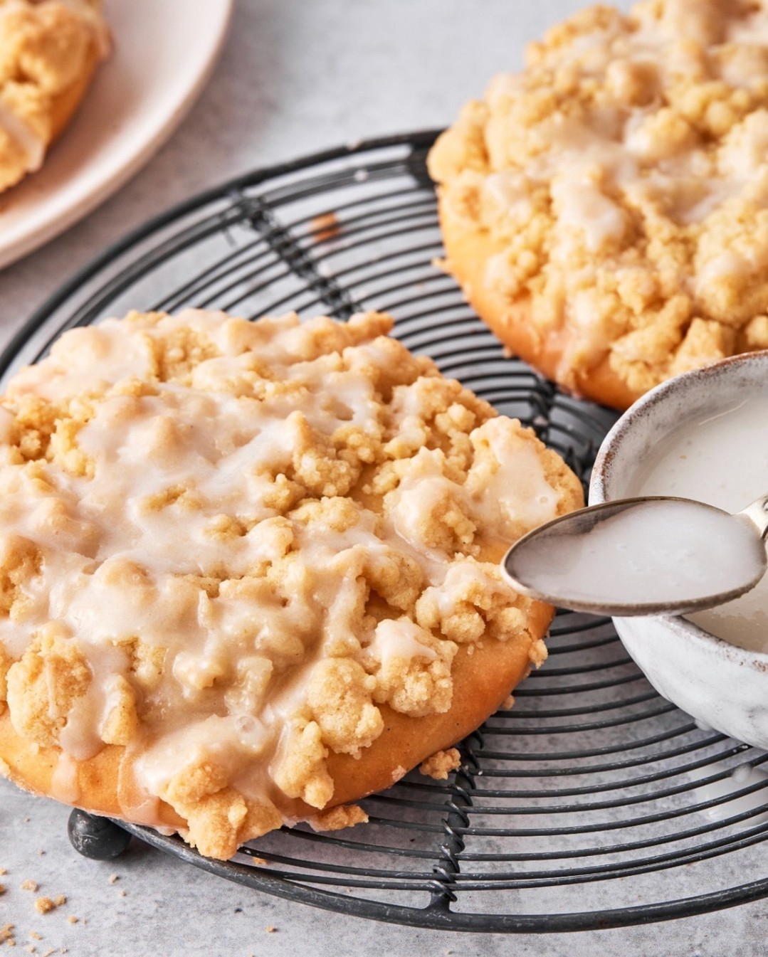 Easy German Streusel Pastries with Sugar Glaze