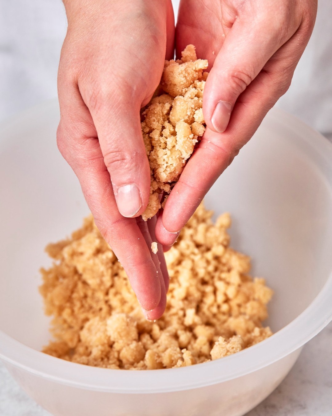 Easy German Streusel Pastries with Sugar Glaze