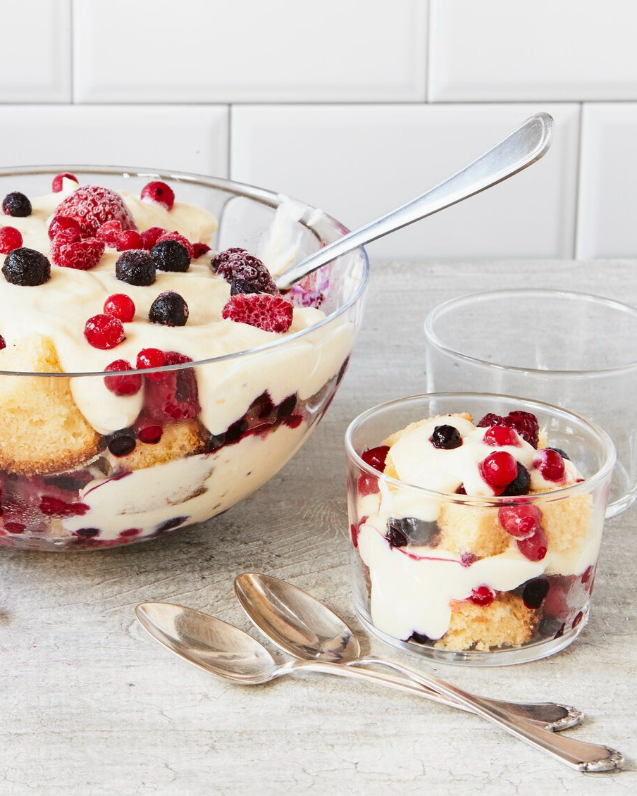 Easy Berry Trifle with Leftover Cake