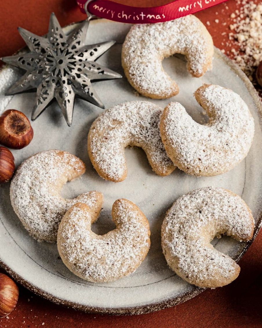 Classic Austrian Hazelnut Vanilla Crescent Christmas Cookies