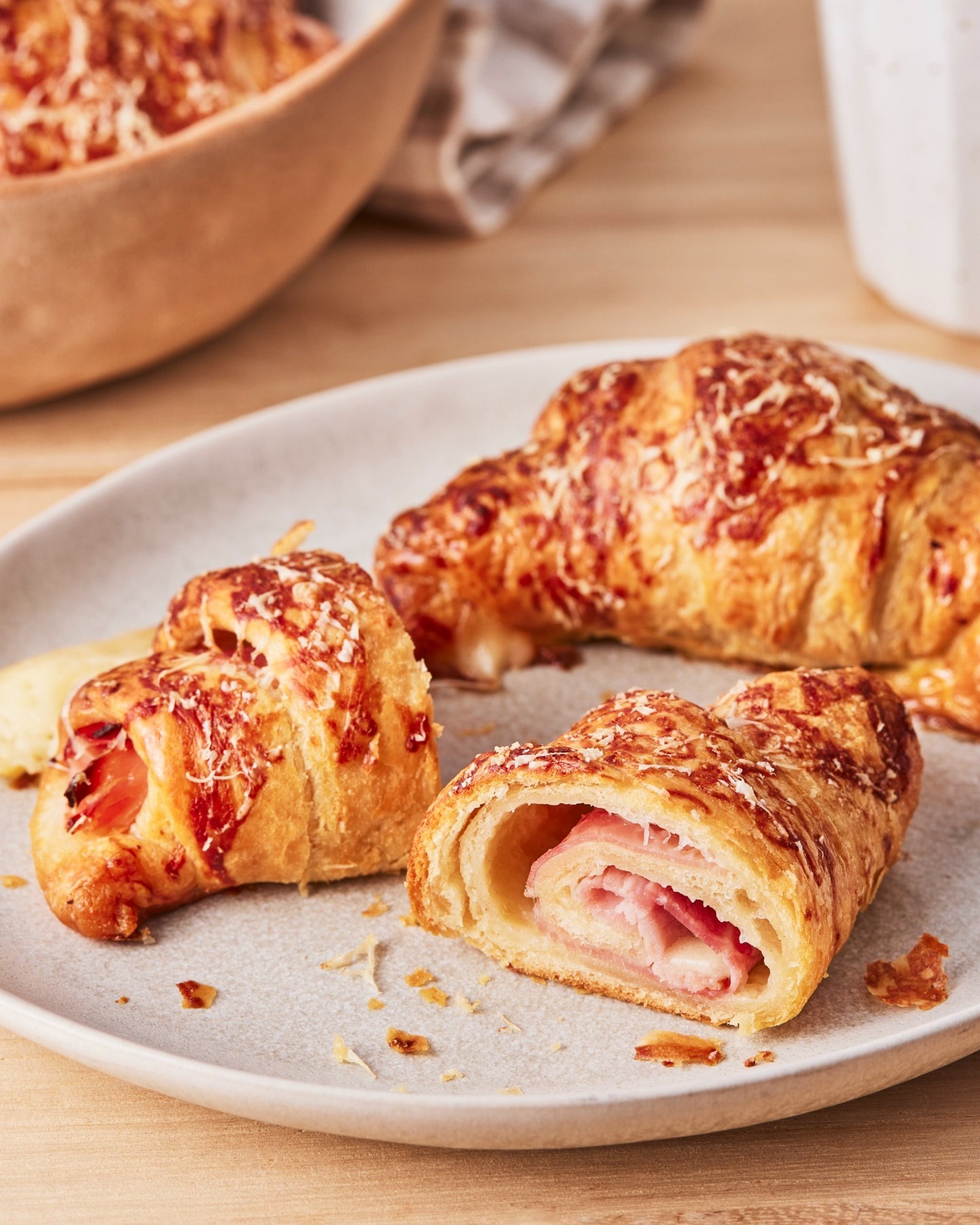 Easy Ham and Cheese Croissant Rolls