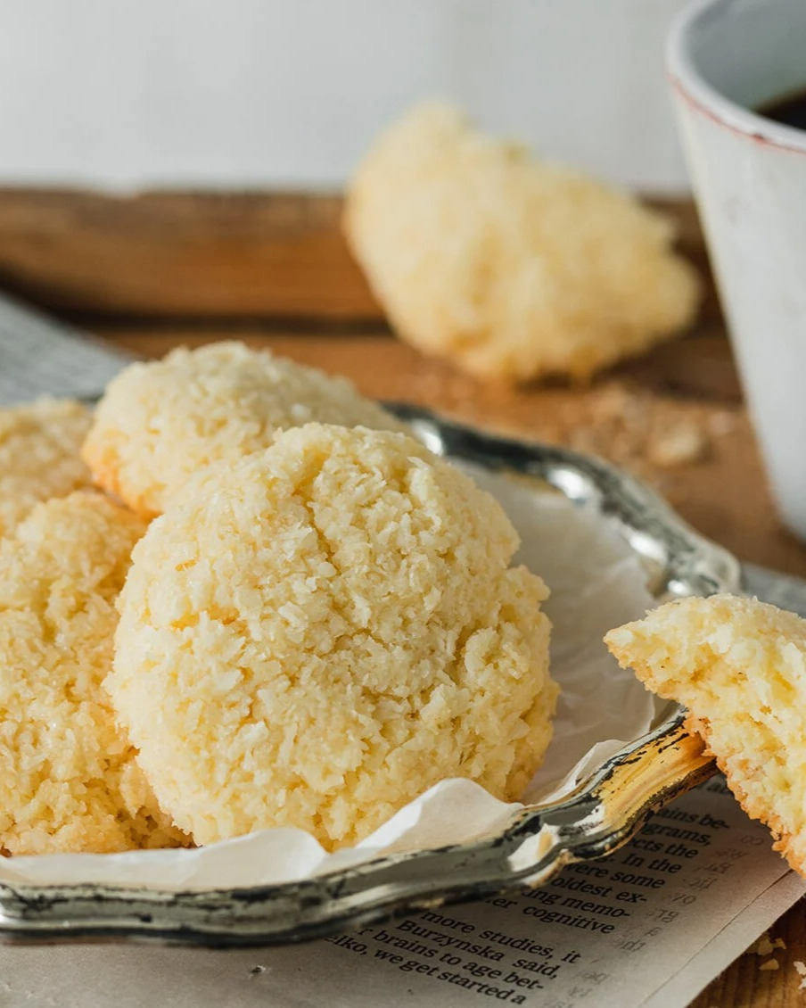 Quick Fluffy Coconut Cookies in 20 Minutes
