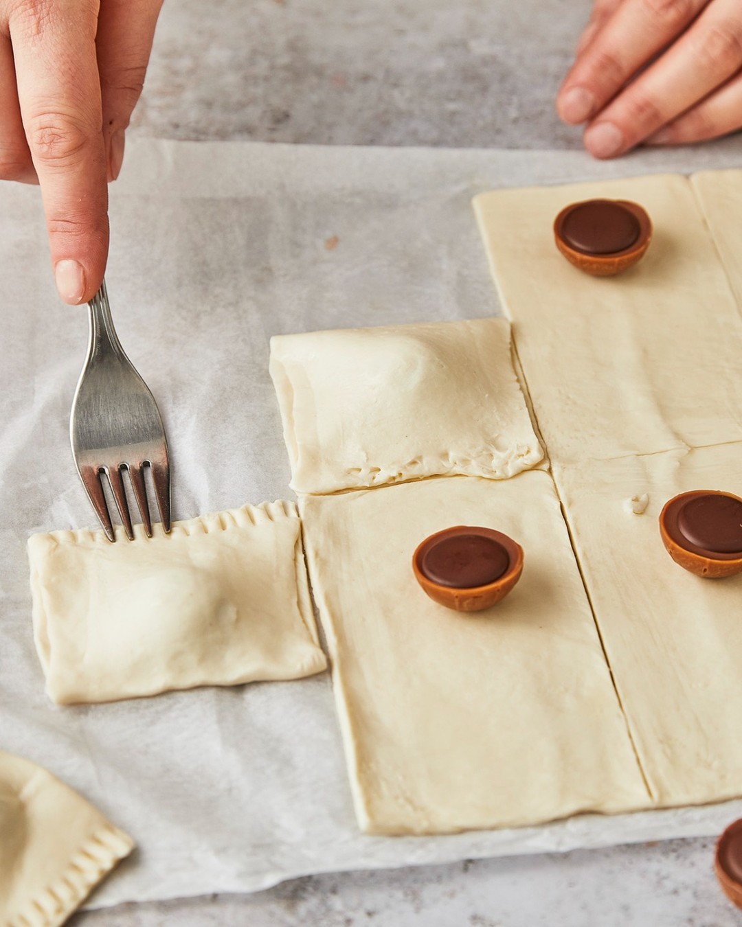 Easy Toffifee Puff Pastry Dessert Bites