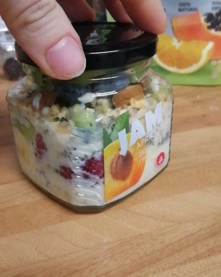 Easy Overnight Lazy Porridge Breakfast