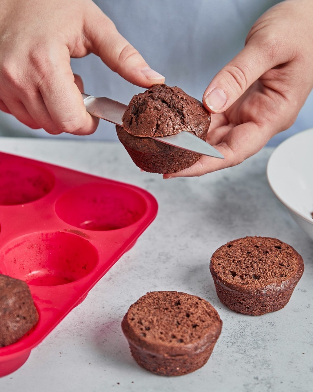 Chocolate Crumb Banana Cream Muffins