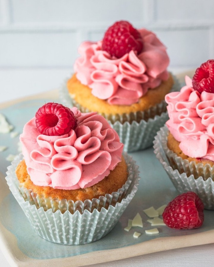 Vanilla Raspberry Cupcakes with Cream Cheese Frosting