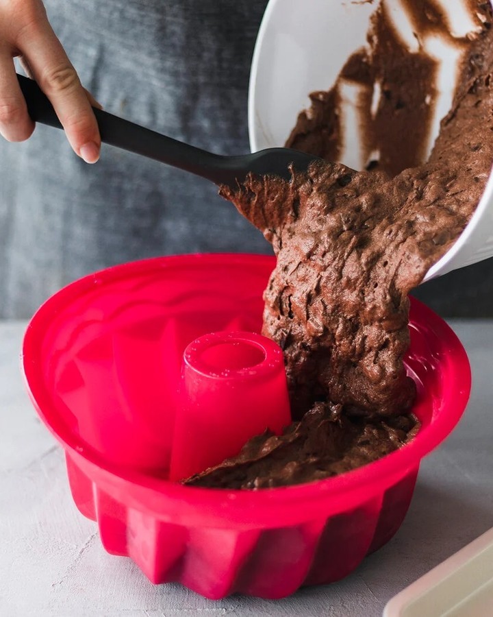 Classic Moist Chocolate Bundt Cake Delight