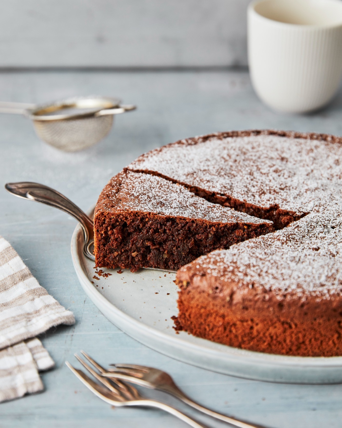Quick Chocolate Almond Cake