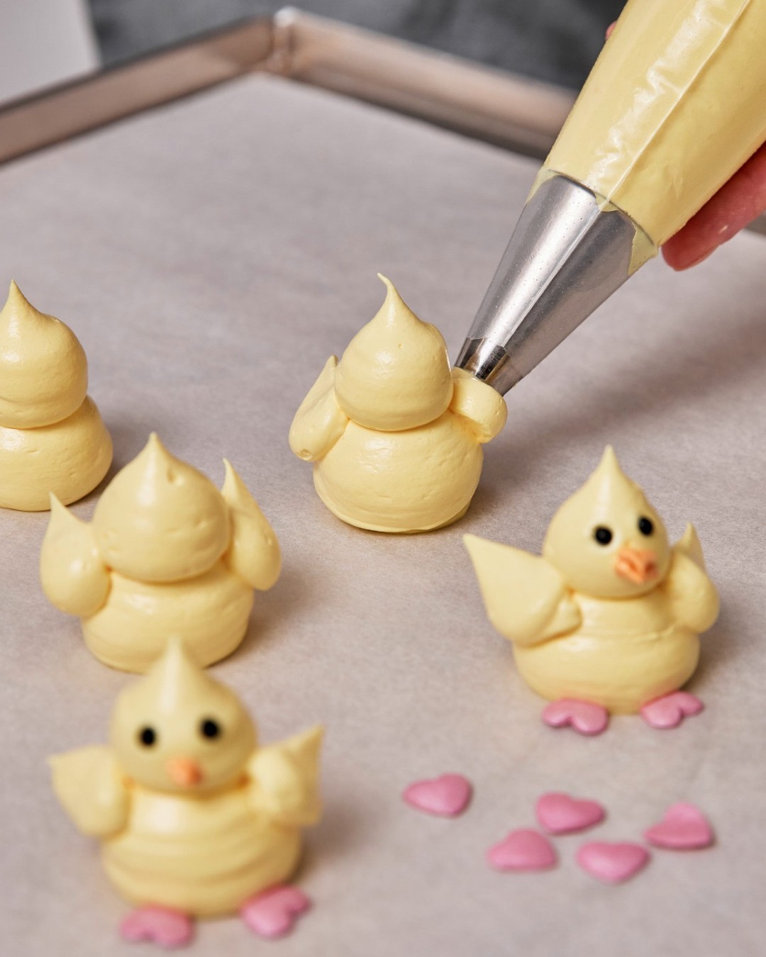 Adorable Easter Meringue Chicks Dessert