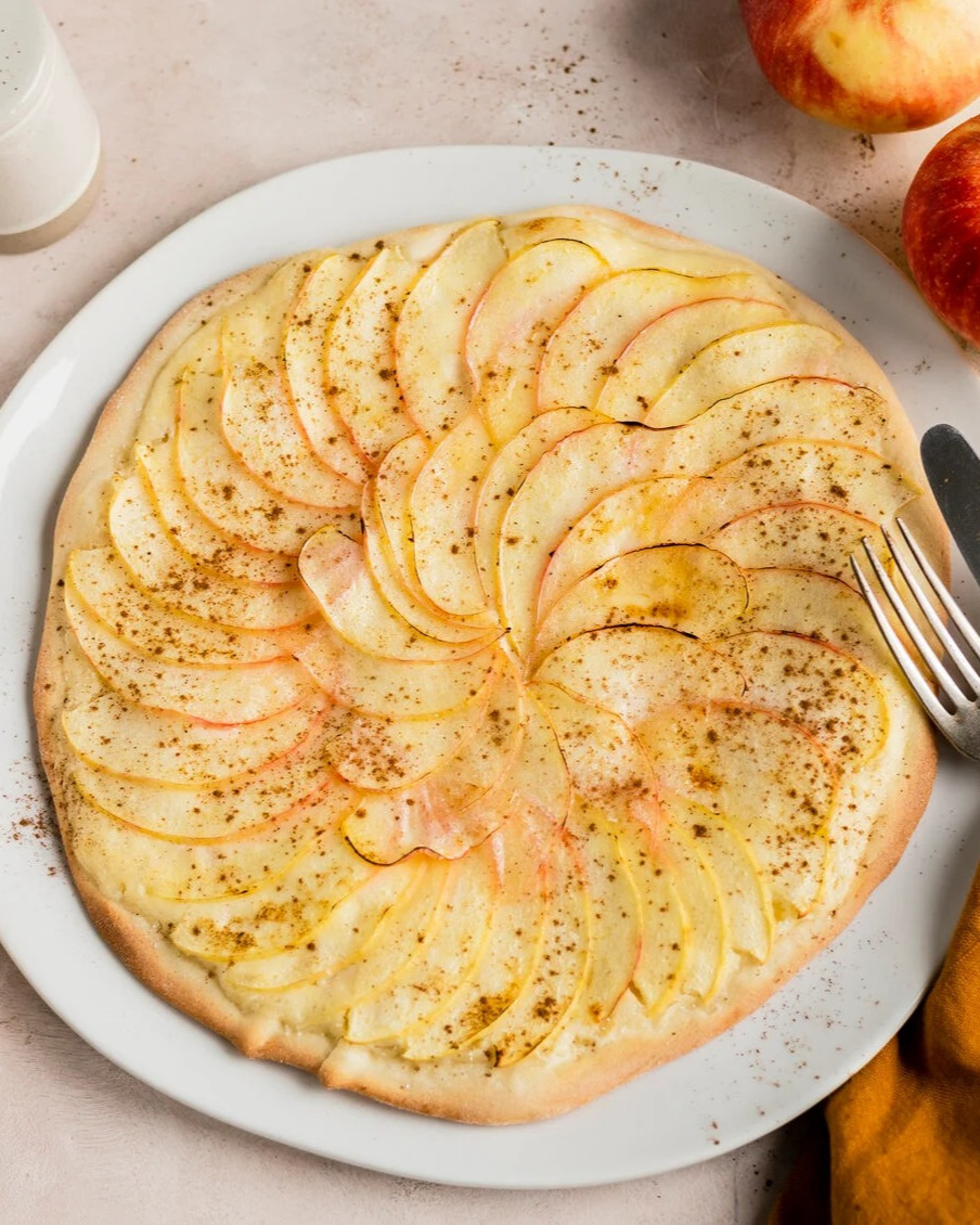 Quick Sweet Apple Flammkuchen with Cinnamon