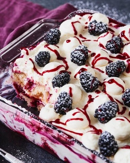 Summer Blackberry Tiramisu Dessert