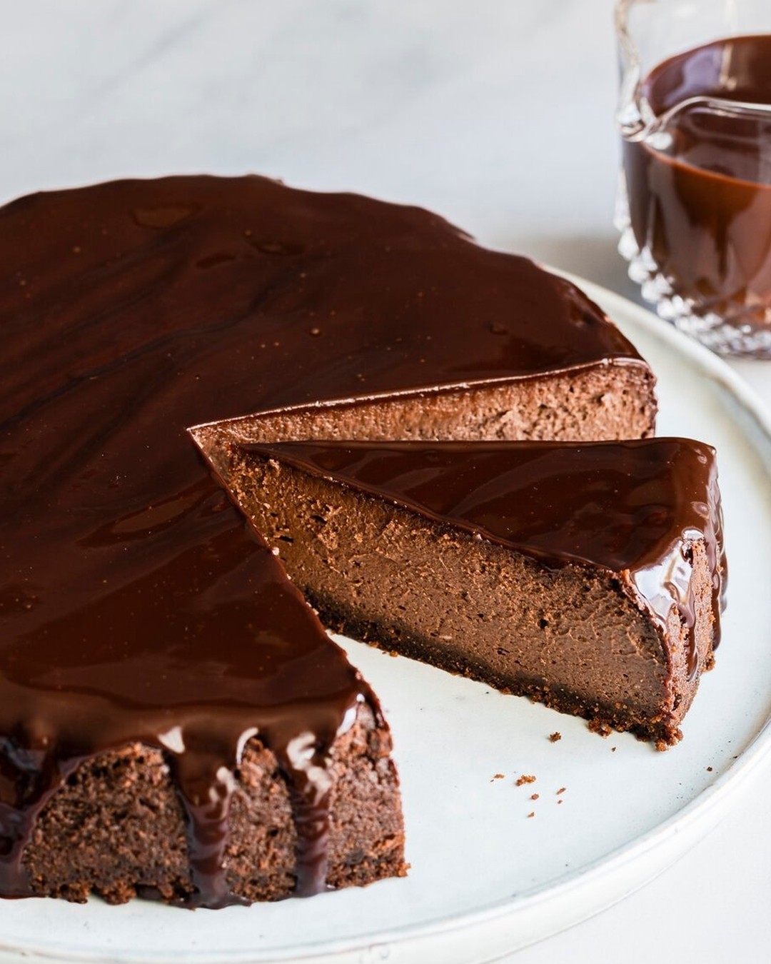Rich Chocolate Cheesecake with Ganache Topping