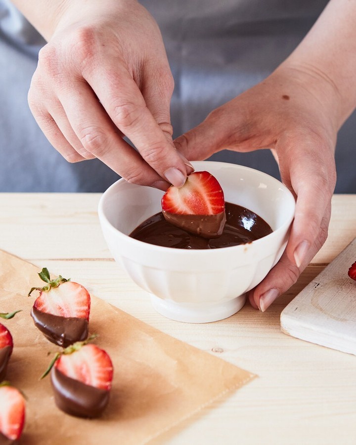 Easy Strawberry Quark Sheet Cake