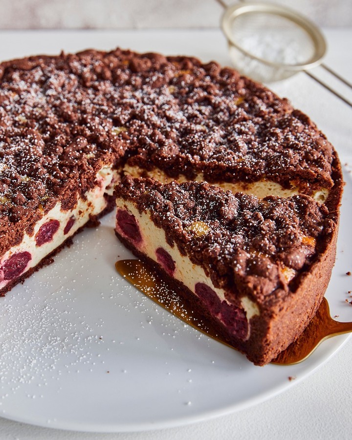 Chocolate Crumble Cake with Cherry Filling