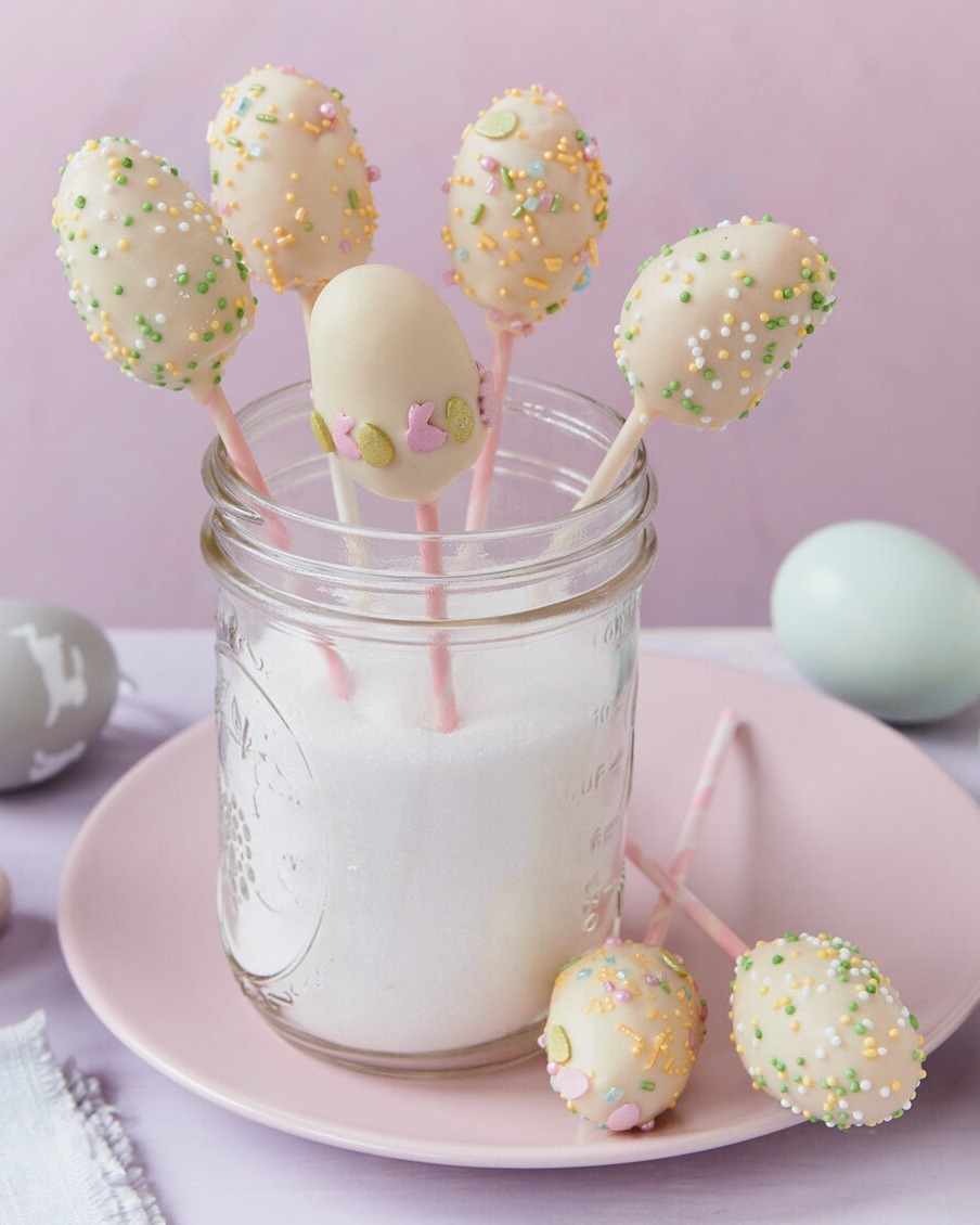 Easy Easter Cake Pops for Holiday Celebrations