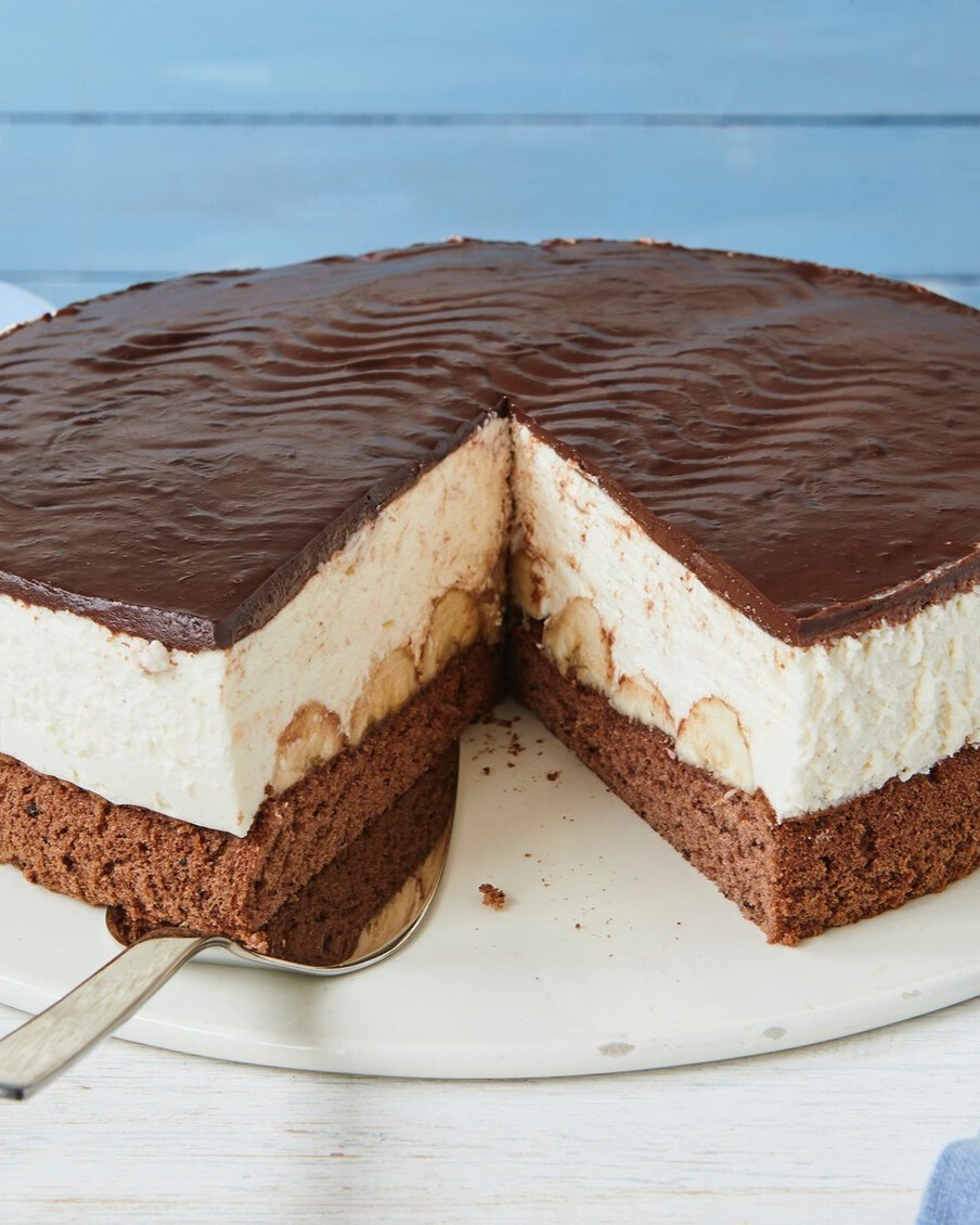 Easy Creamy Banana Chocolate Torte
