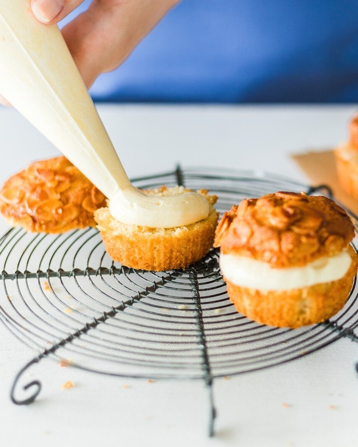 German Bee Sting Custard Filled Muffins