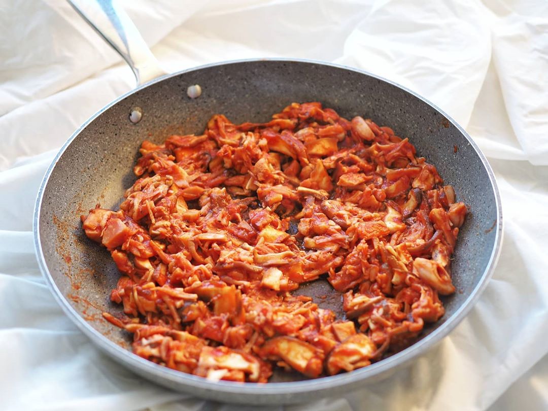 BBQ Jackfruit and Mushrooms