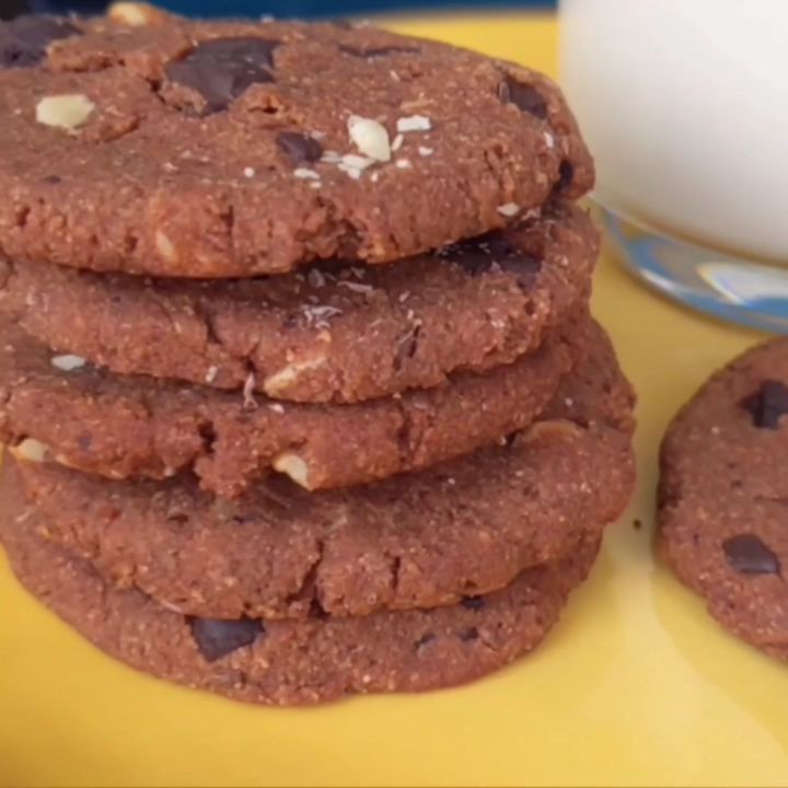 Gut-Friendly Chocolate Chip Cookies