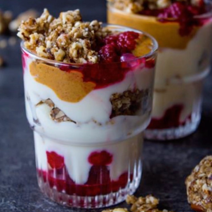 Raw Cardamom Granola with Nuts and Dates