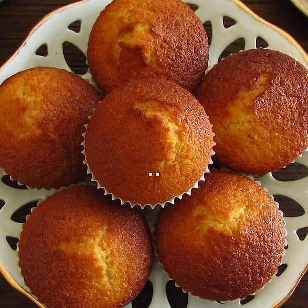 Classic Milk Cupcakes with Lemon Zest