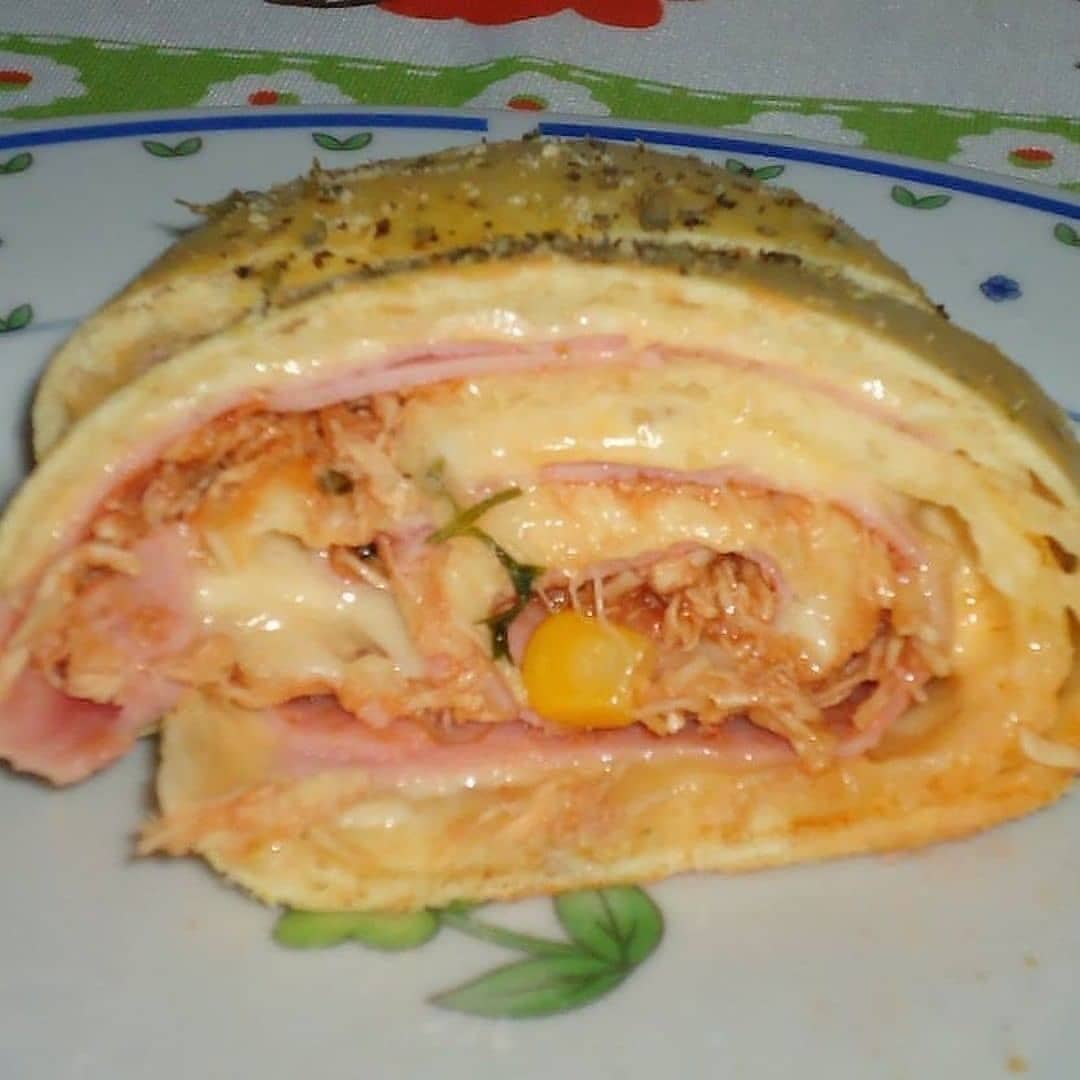 Brazilian Ham and Cheese Savory Roll