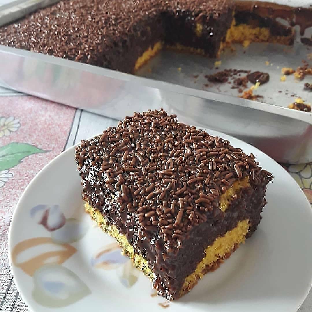 Classic Carrot Cake with Chocolate Glaze