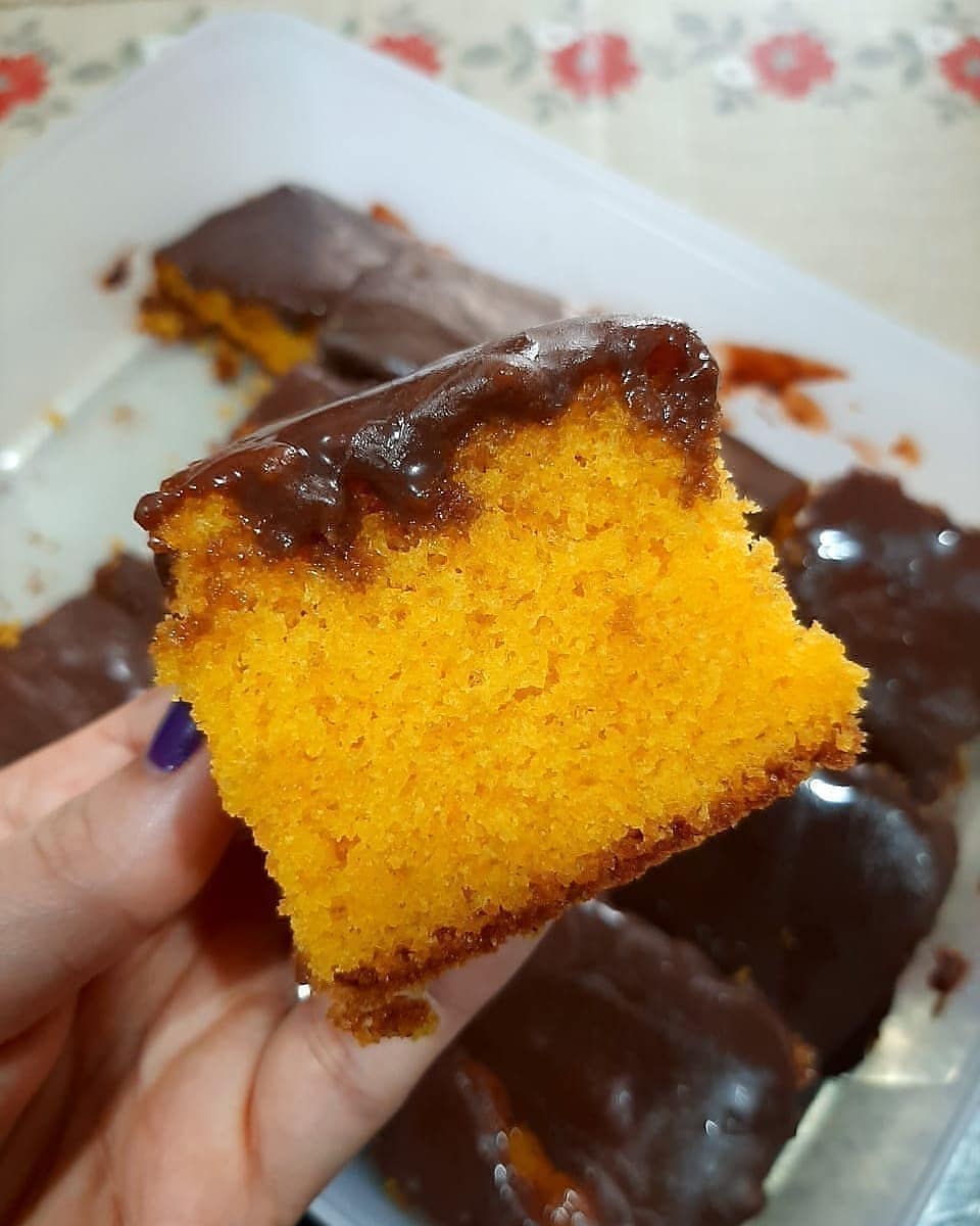Fluffy Carrot Cake with Chocolate Frosting
