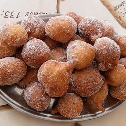 Brazilian Cinnamon Sugar Fried Dough Balls
