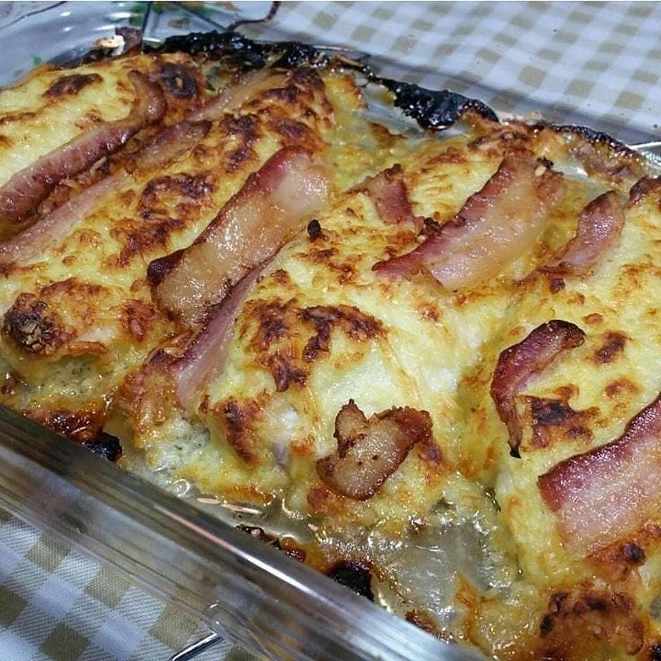 Oven-Baked Chicken Fillets with Bacon and Cheese