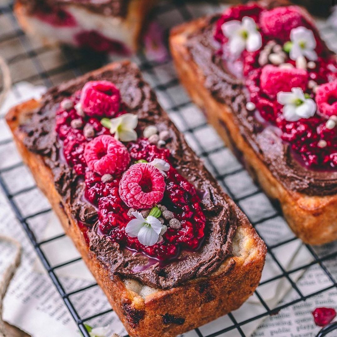 Banana Bread with Raspberries and Chocolate Spread