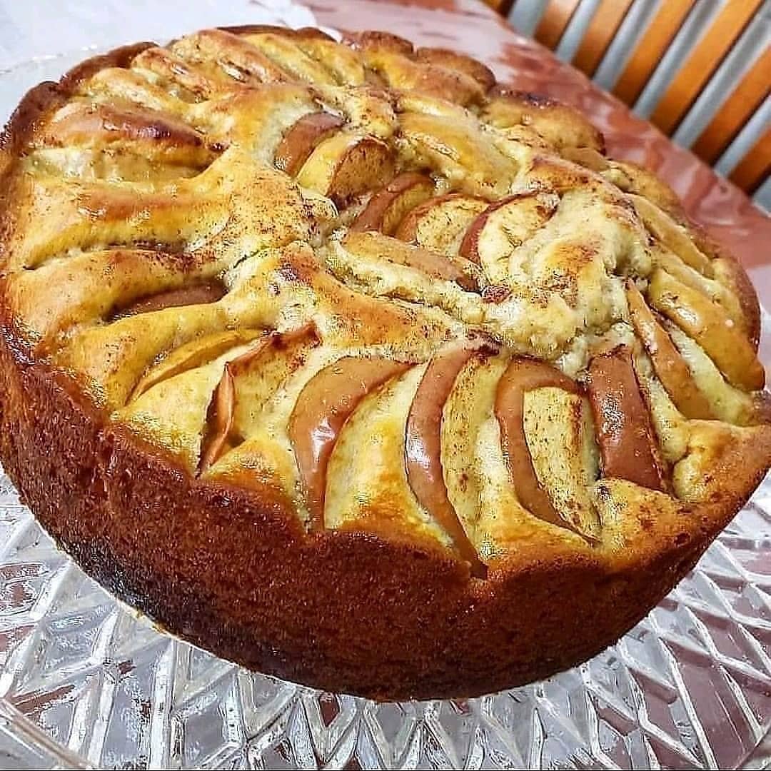 Simple Apple Cinnamon Cake with Sweet Glaze