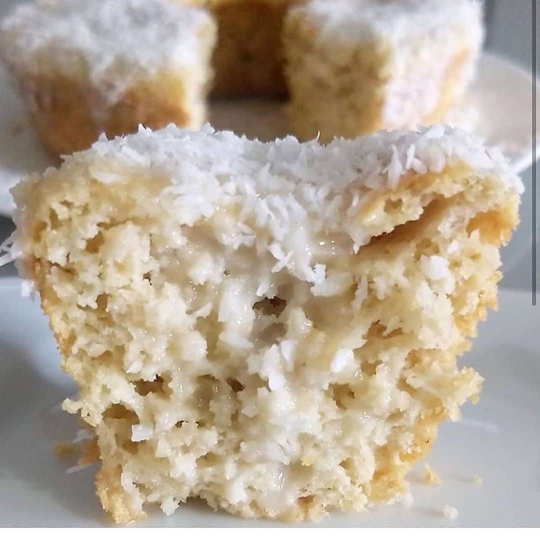 Low Carb Moist Coconut Cake