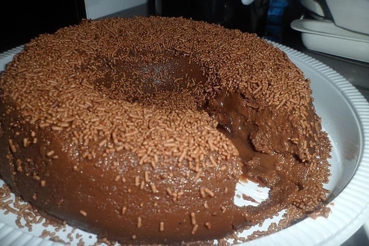 Brazilian Baked Chocolate Fudge Dessert