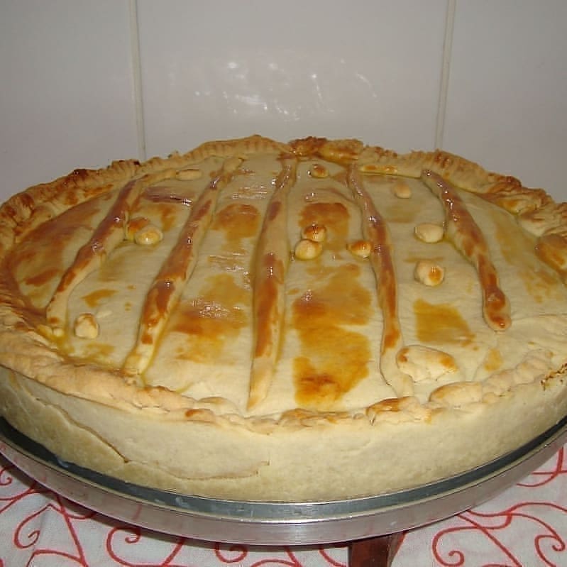 Brazilian Chicken Pot Pie with Flaky Crust