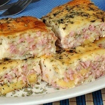 Easy Ham and Cheese Blender Pie