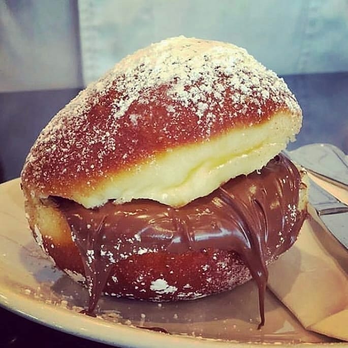 Brazilian Ninho Milk Powder Doughnuts with Nutella Filling