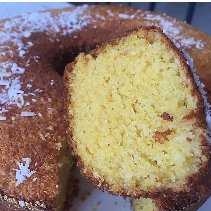 Brazilian Cornmeal Cake with Coconut and Cheese