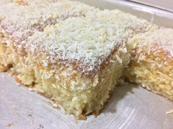 Brazilian Chilled Coconut Cake