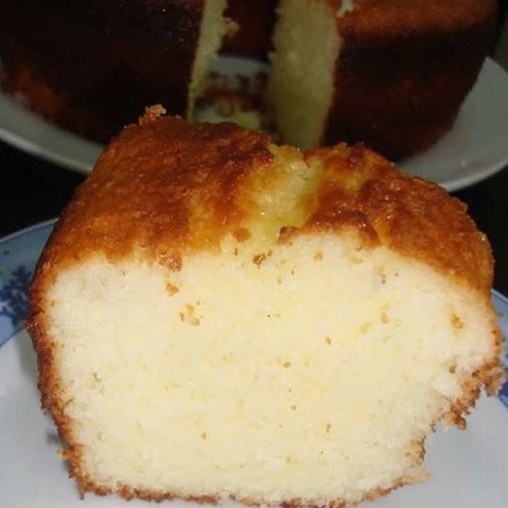 Simple Brazilian Rice Cake