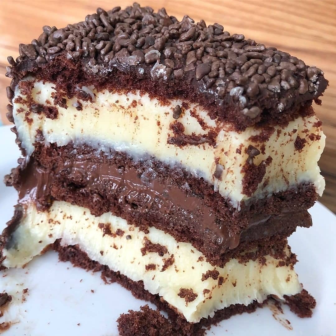 Brazilian Microwave Prestigio Chocolate Cake