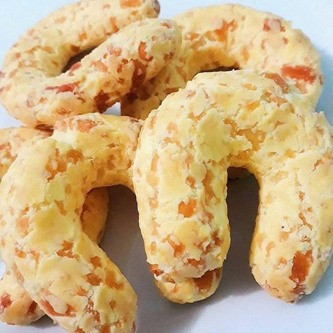 Easy Homemade Brazilian Cheese Biscuits