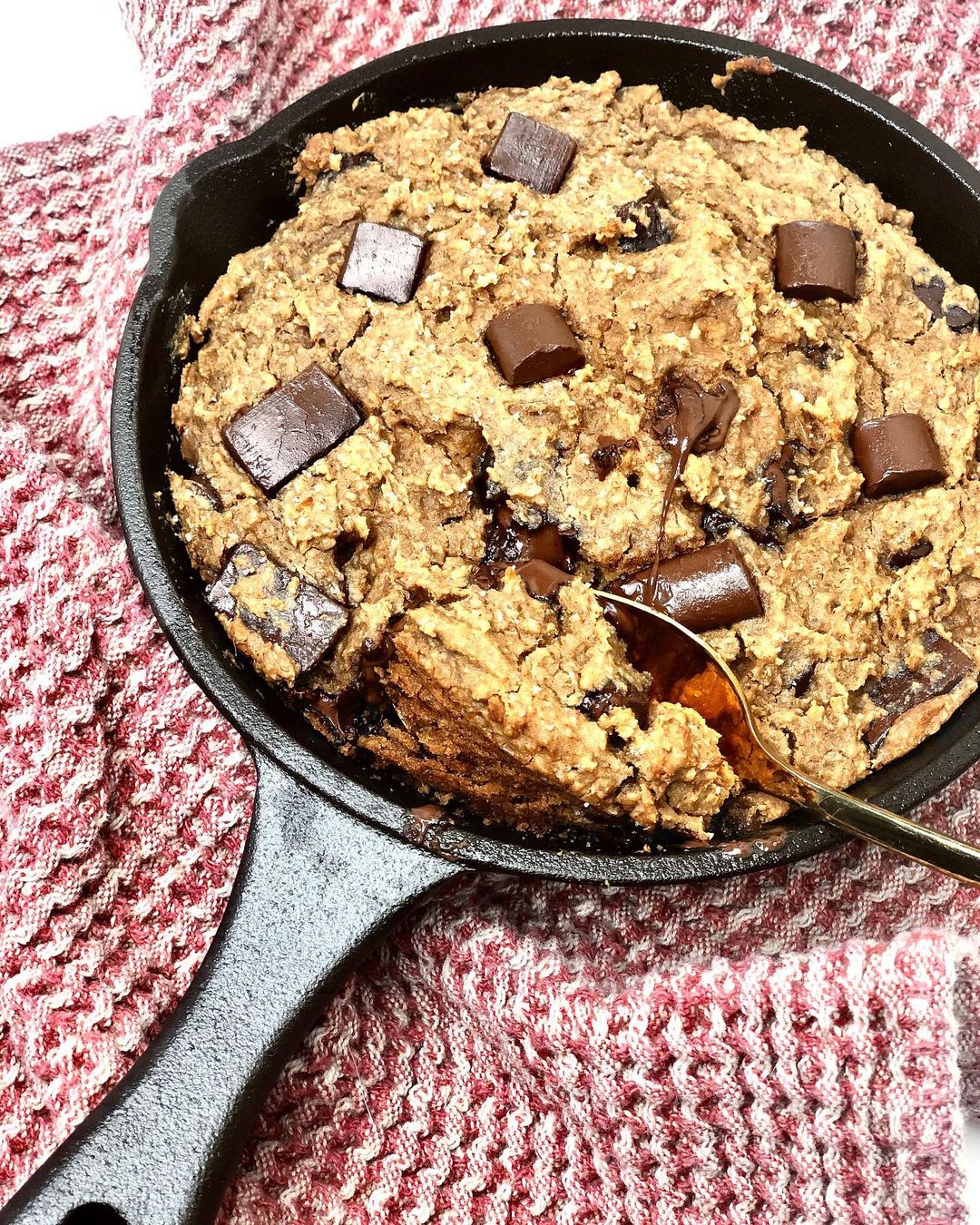 Healthy Skillet Chocolate Chip Cookie